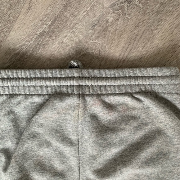 TNA Sweats - Picture 3 of 3